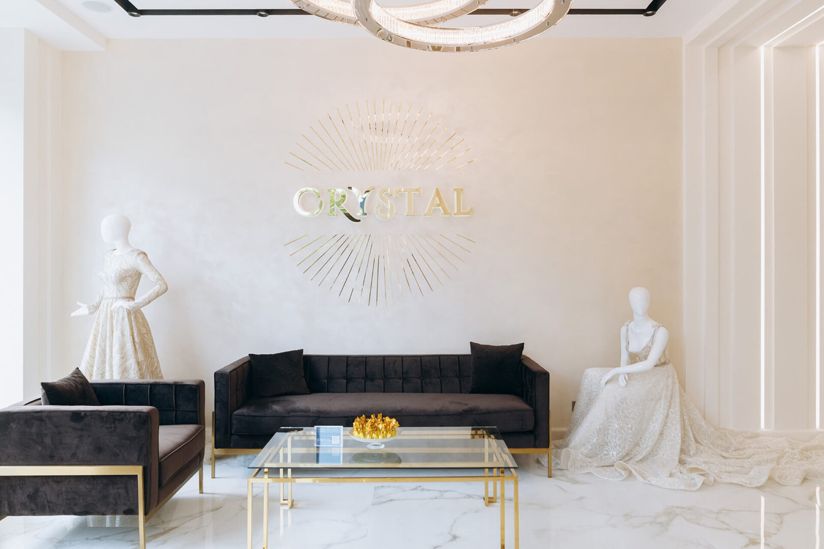 Салон Crystal