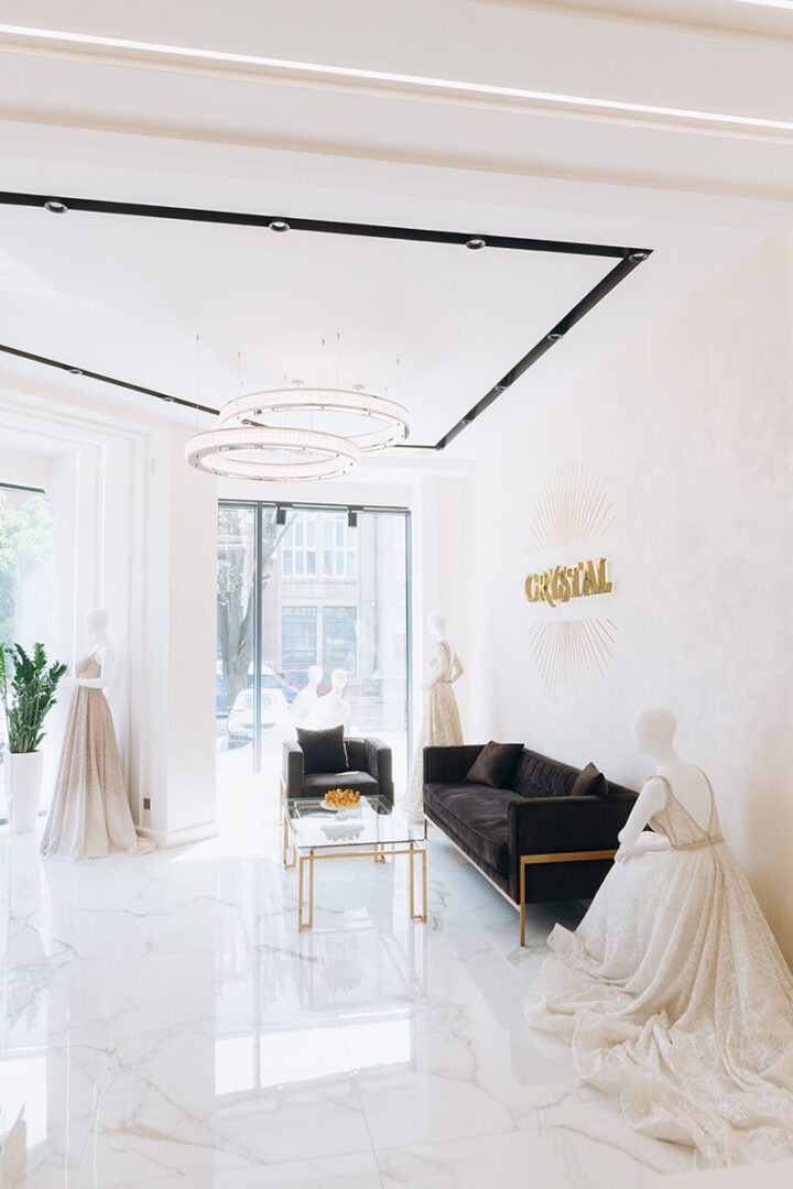 Салон Crystal