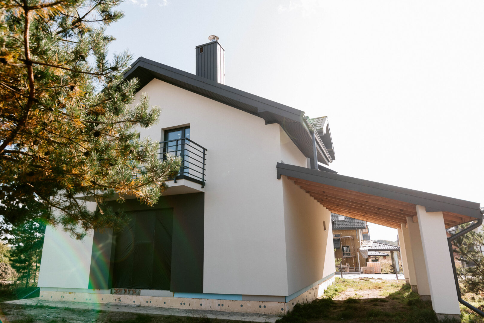 Влаштування теплоізоляції фасаду в котеджному містечку PRAUD HILLS