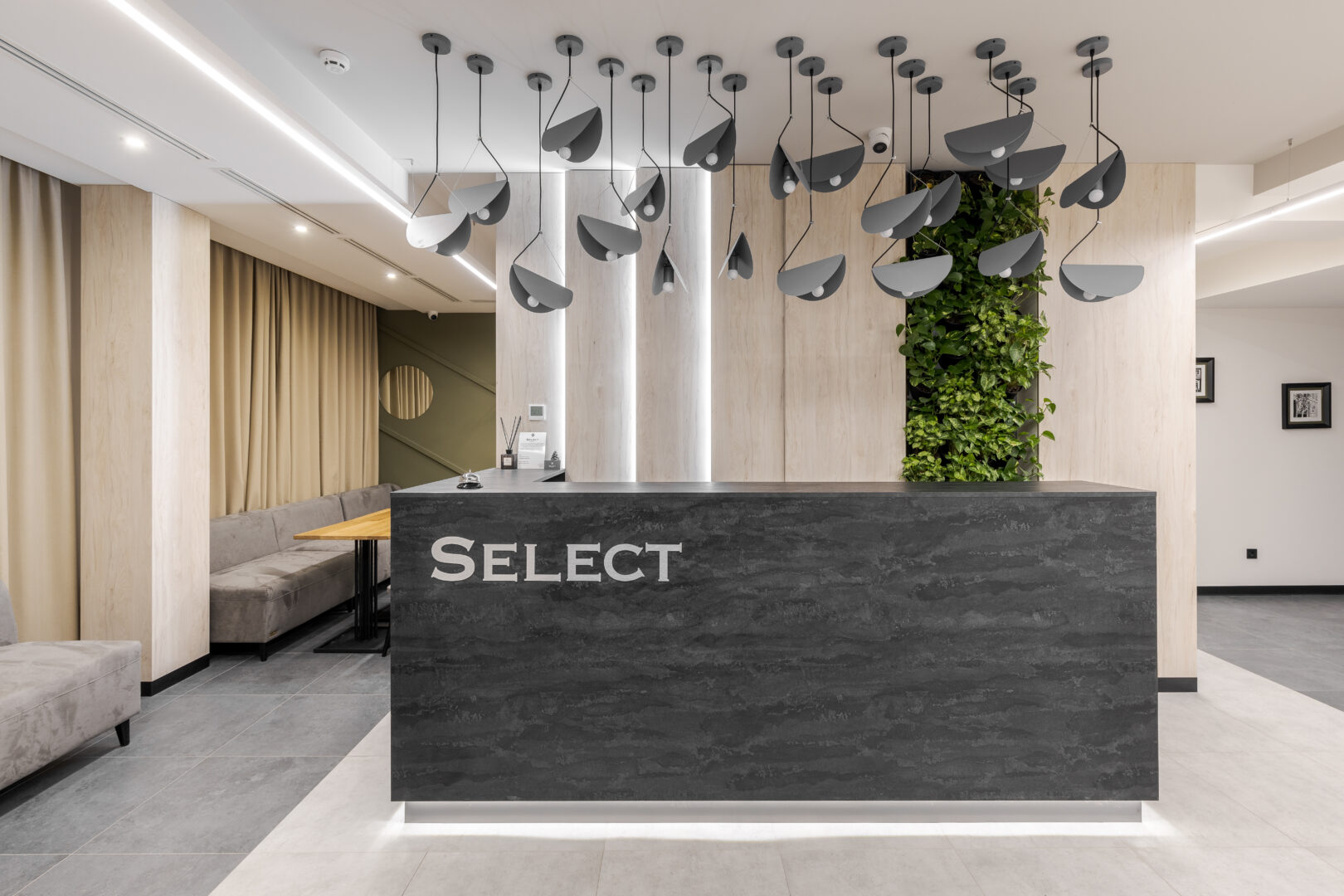 Готель SELECT